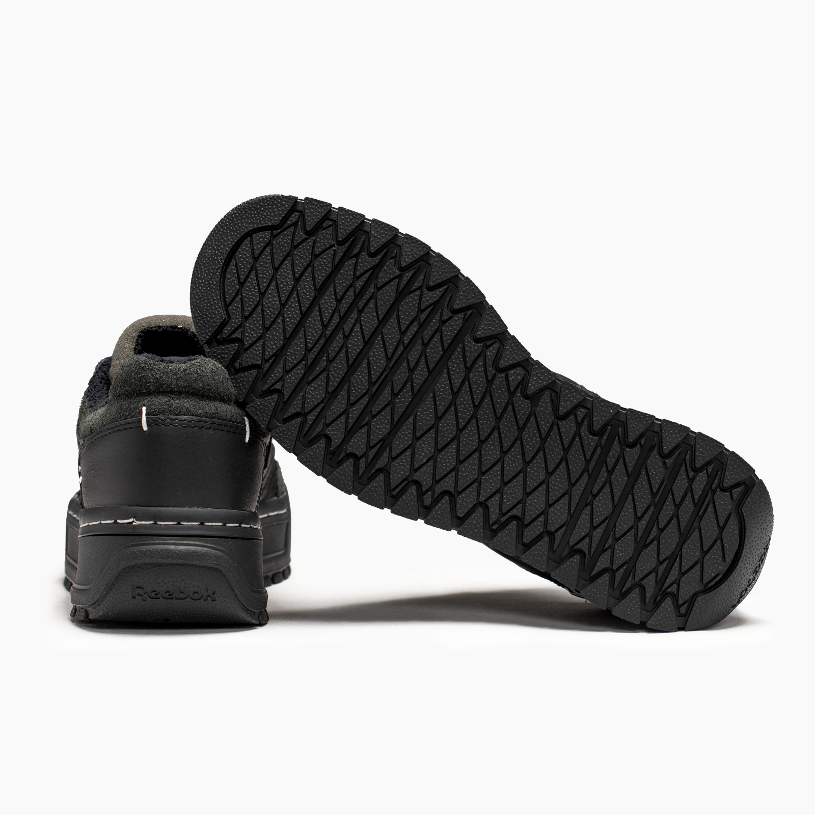 REEBOK X UNIVERSAL MONSTERS CLUB C 100210069 - MUJER JR