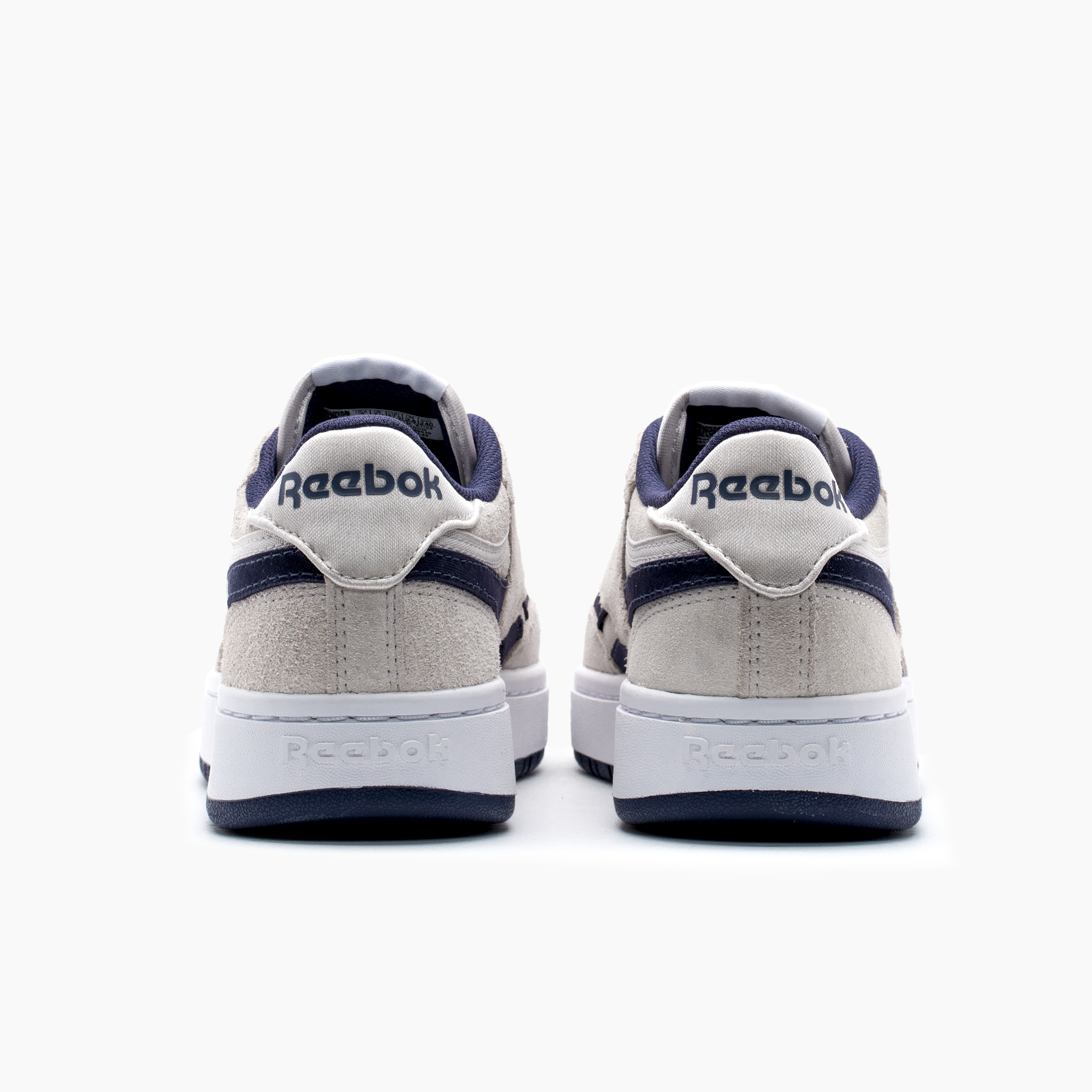 Reebok para mujer gris claro casual