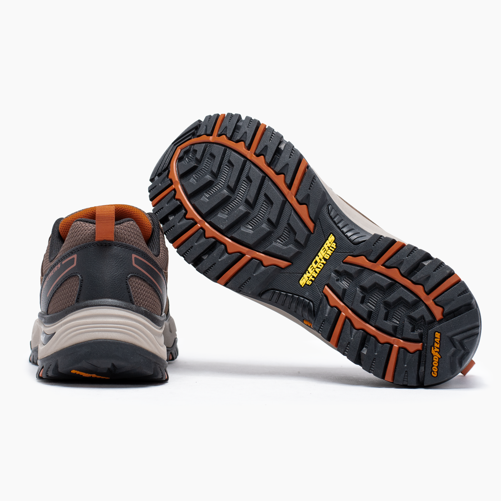 Skechers para hombre café senderismo 