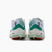 On Cloudboom Echo 3 - Mujer