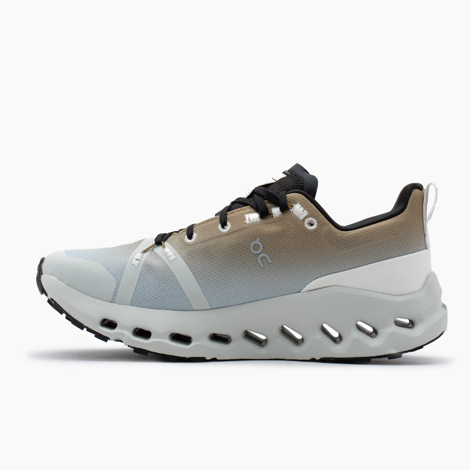 On Cloudsurfer Trail Waterproof - Mujer