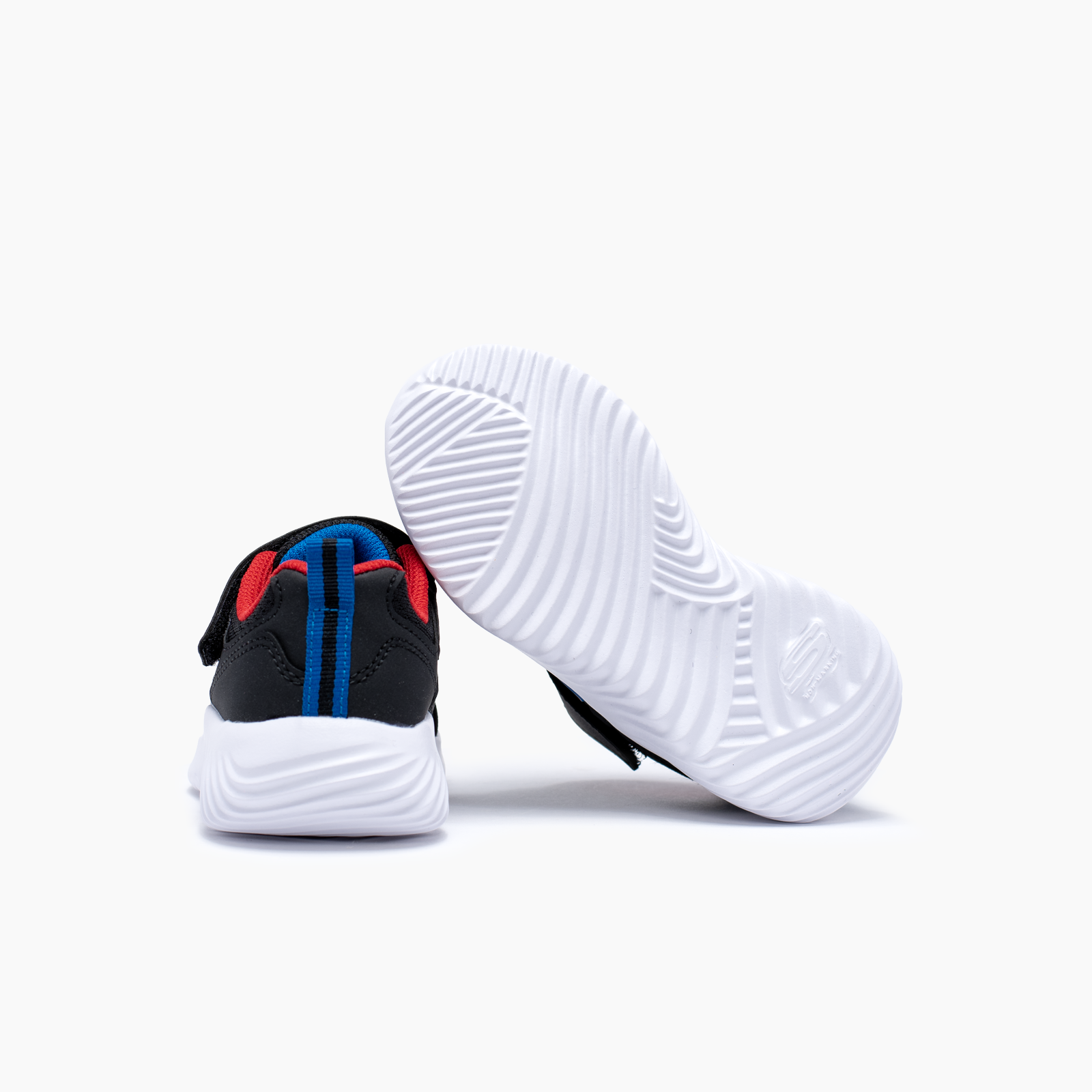 Skechers negro para niño casual
