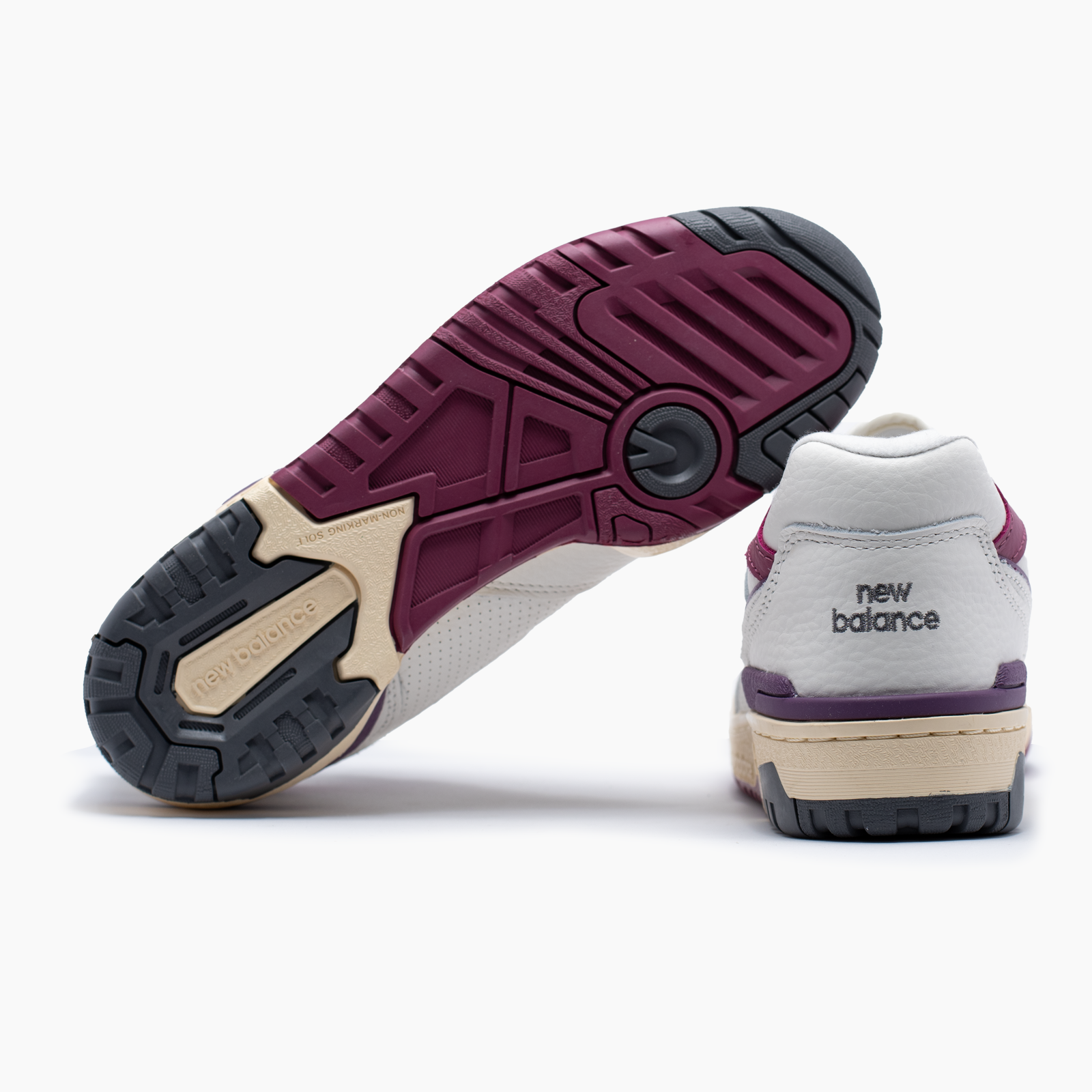 New Balance 550 "Mini Logo" - Mujer