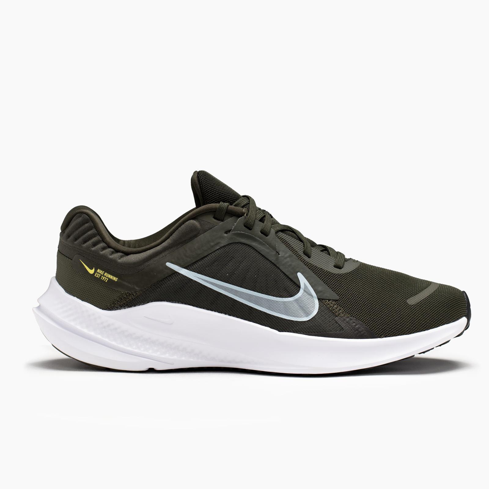NIKE QUEST 5 DD0204300 - HOMBRE