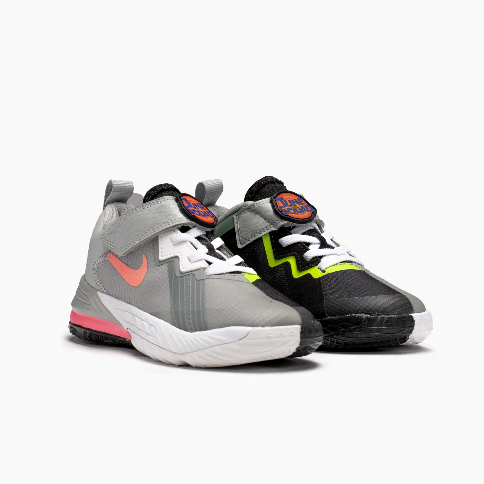 NIKE LEBRON 18 DJ3761005 - NIÑA