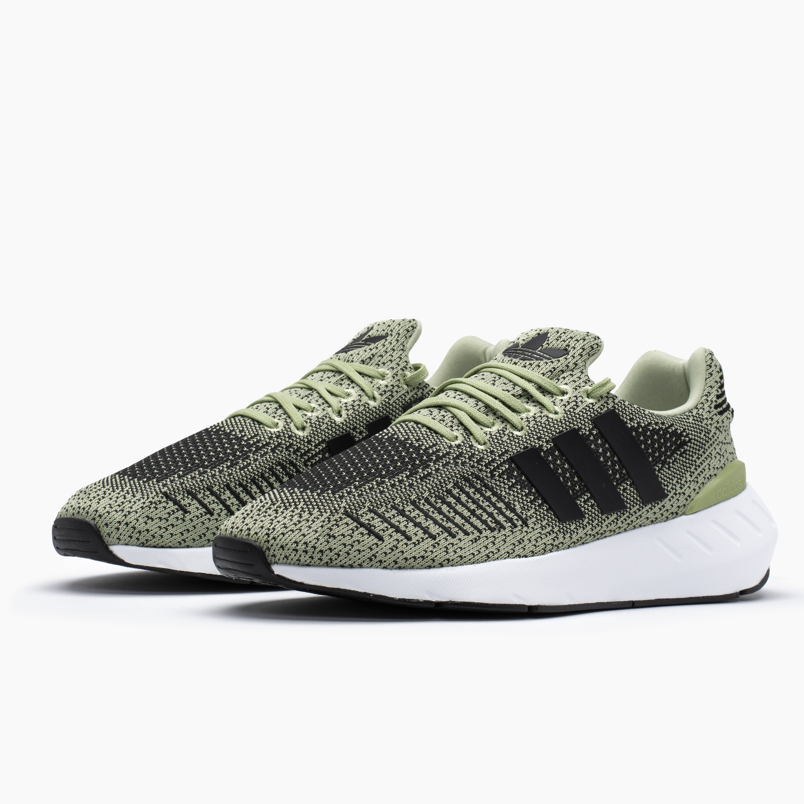 Adidas para hombre verde casual