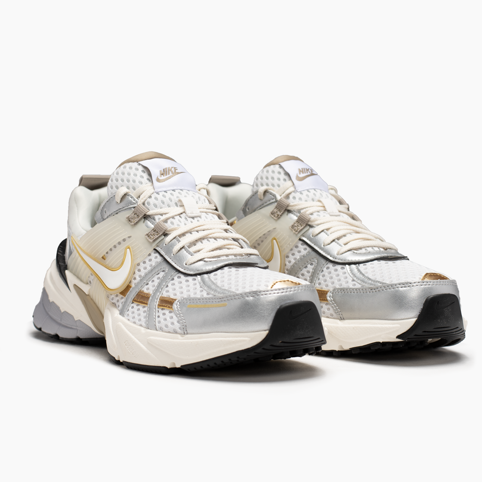 NIKE V2K RUN HJ7245100 - HOMBRE