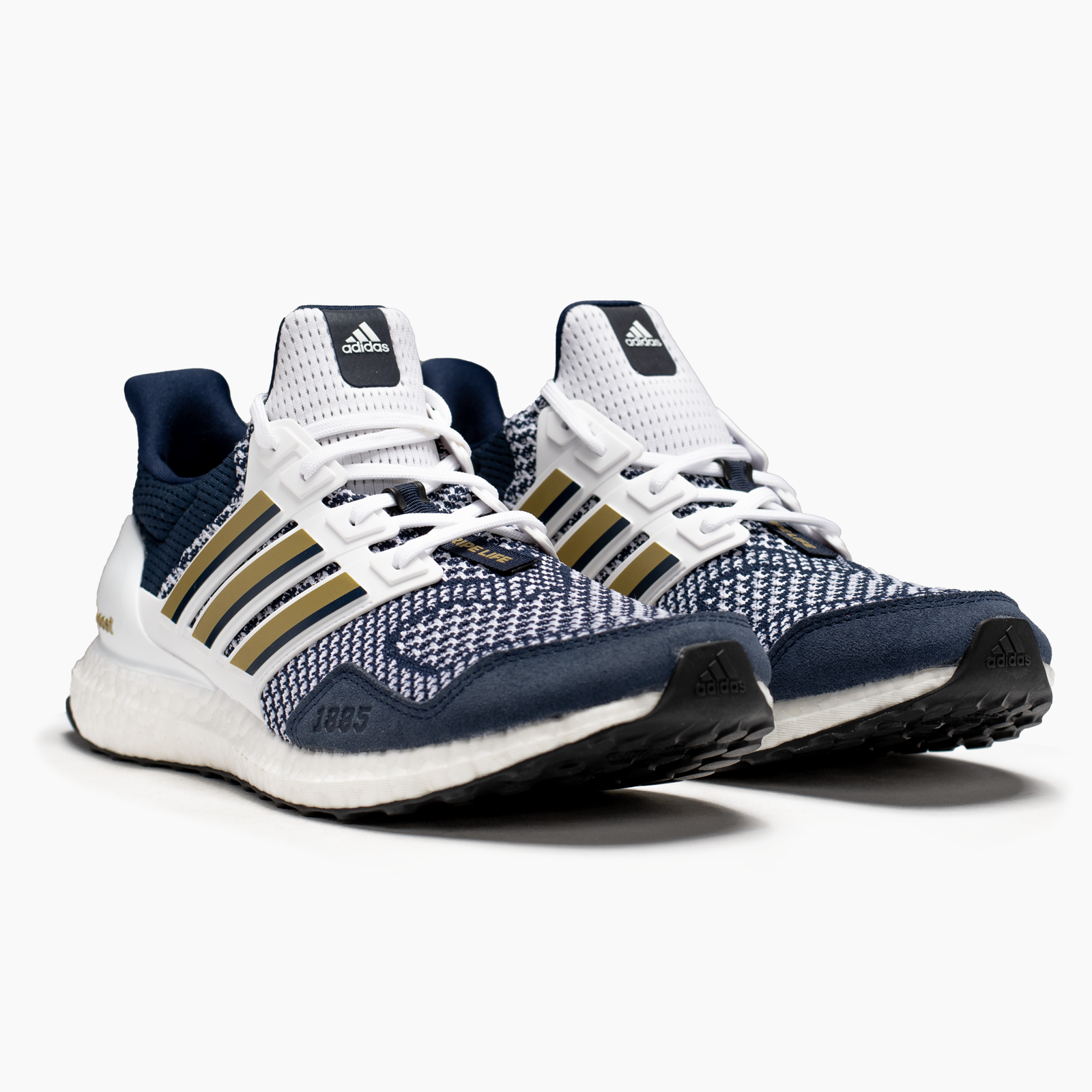 ADIDAS ULTRABOOST GEORGIA TECH HQ5882 - HOMBRE