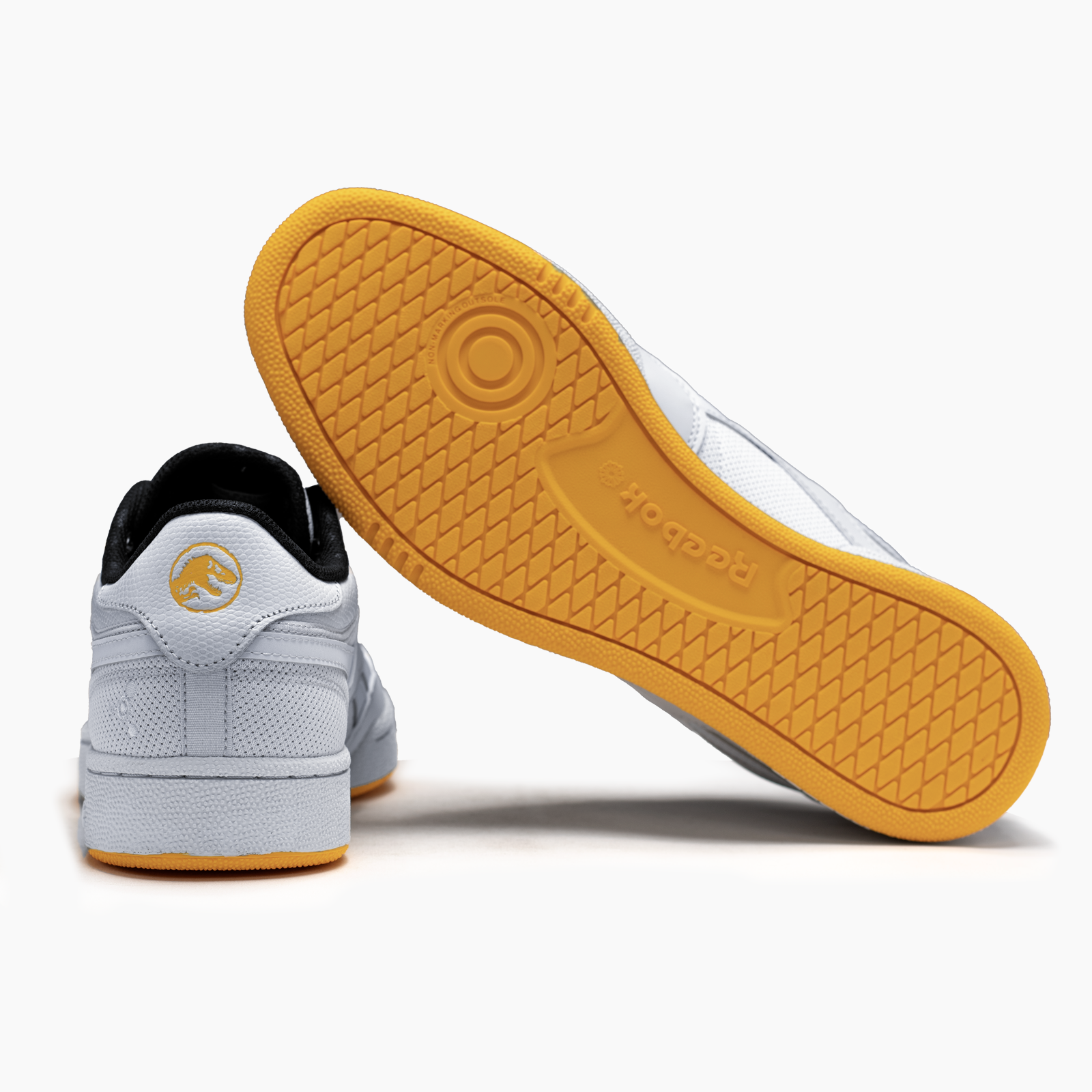 REEBOK CLUB C X JURASSIC WORLD HQ6205 - HOMBRE