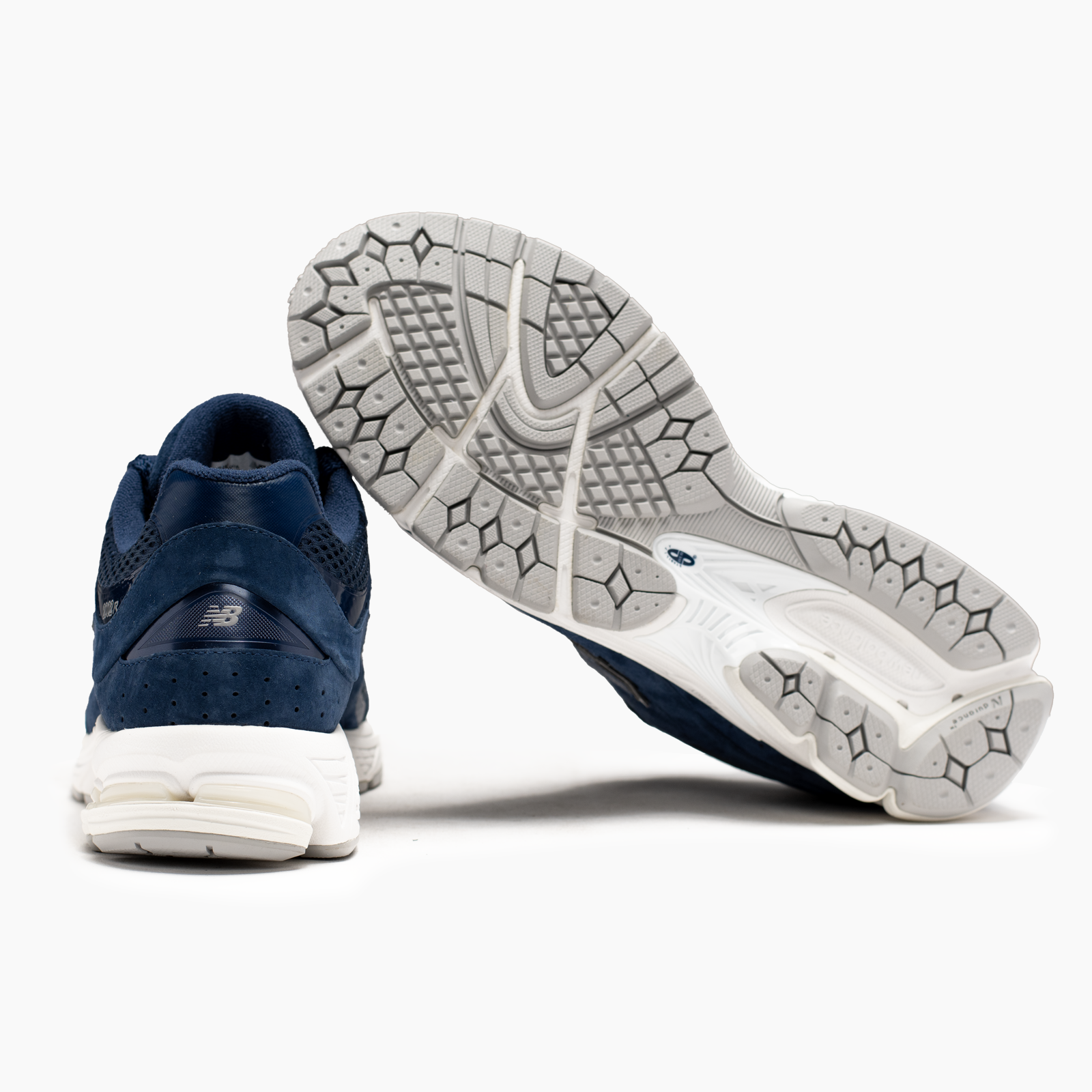 NEW BALANCE M2002WA - HOMBRE