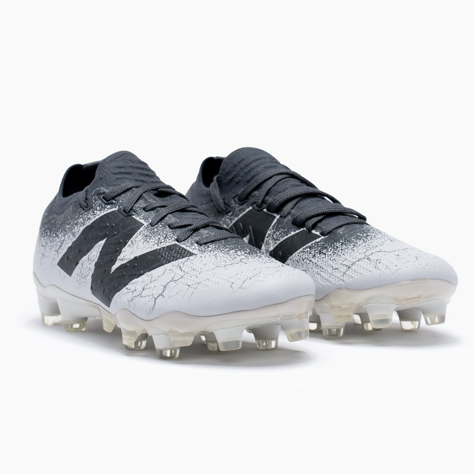 New Balance para juvenil gris fútbol