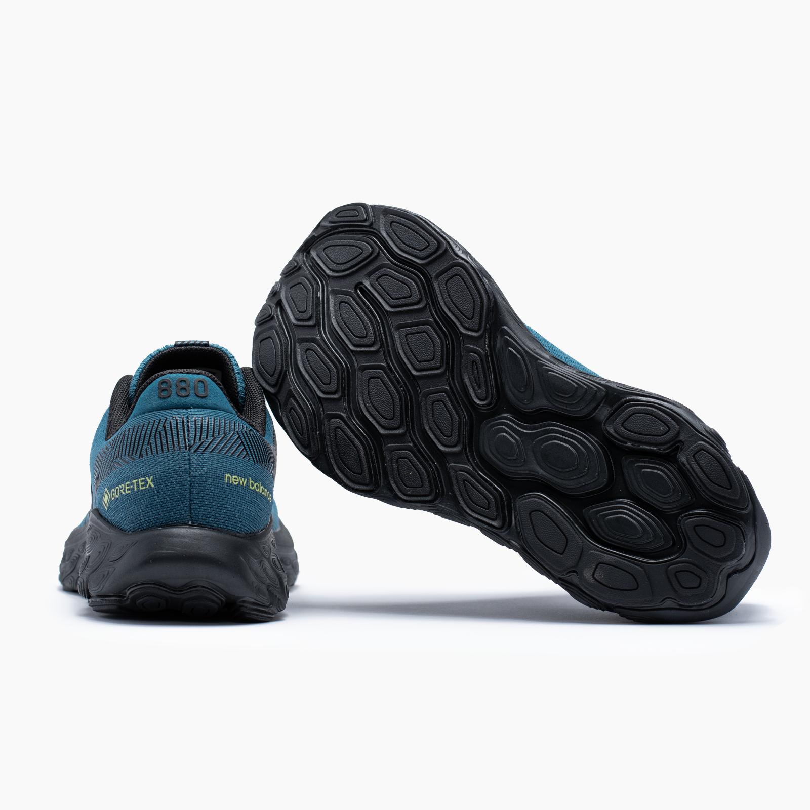 New Balance Fresh Foam X 880v 14 GORE-TEX - Mujer