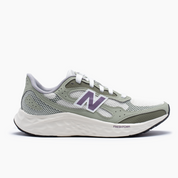 New Balance Fresh Foam Arishi V4 - Mujer