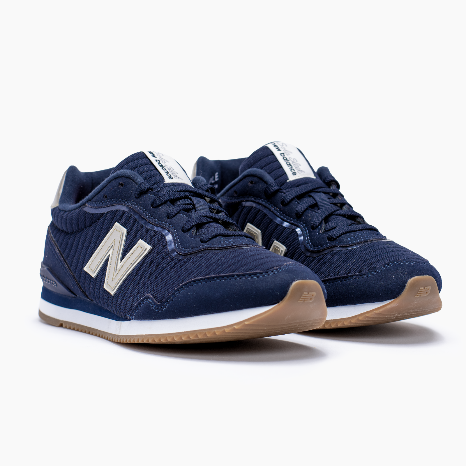 NEW BALANCE WLSLALX1 - MUJER
